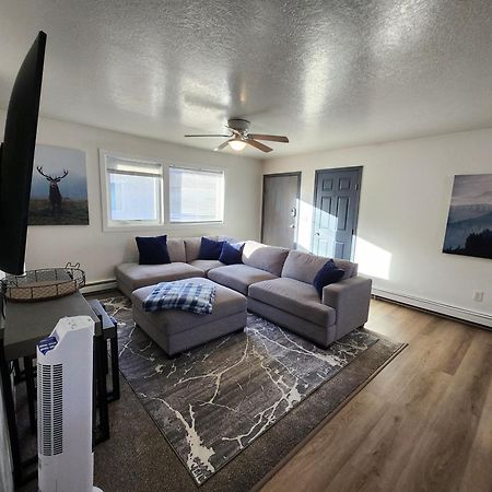 Newly Furnished Relaxing Stay Fairbanks Kültér fotó